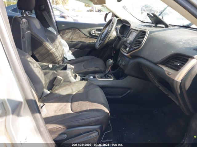 1C4PJLAB6FW525888 Jeep Cherokee Sport