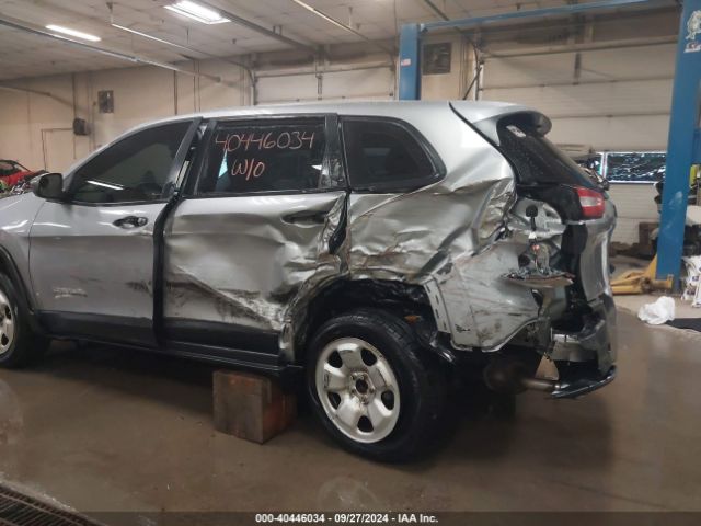 1C4PJLAB6FW731549 Jeep Cherokee Sport