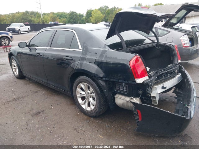 Chrysler 300 Anniversary Edition 2016 2C3CCAAG6GH170539 Image 3