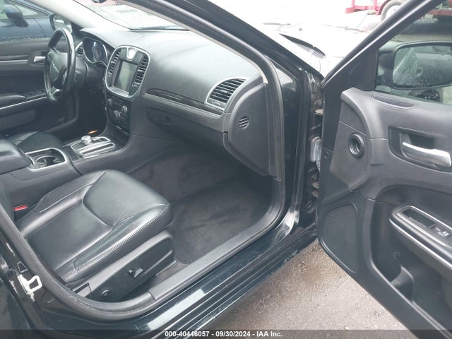 Chrysler 300 Anniversary Edition 2016 2C3CCAAG6GH170539 Image 5
