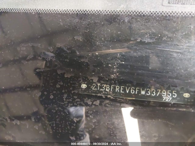 Toyota RAV4 LE 2015 2T3BFREV6FW337955 Image 17