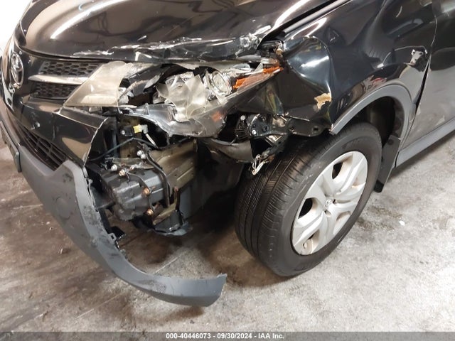 Toyota RAV4 LE 2015 2T3BFREV6FW337955 Image 6
