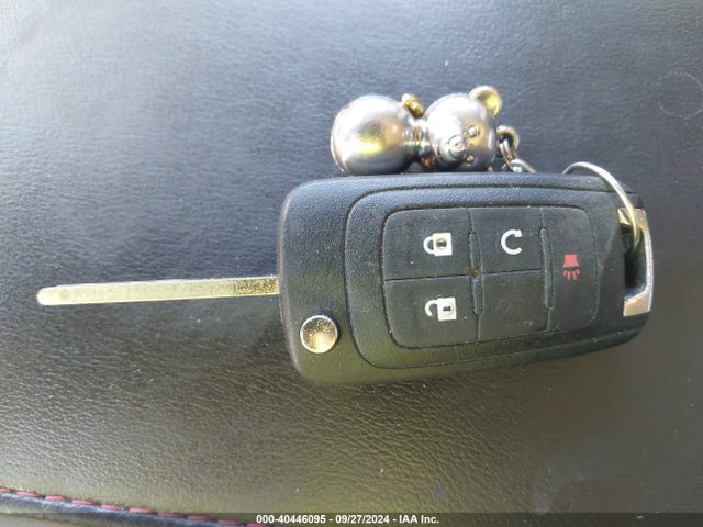 2GNFLGE30F6401777 Chevrolet Equinox 2lt