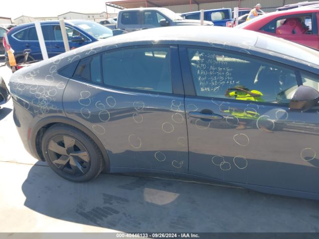 JTDACAAU9R3027468 Toyota Prius Le