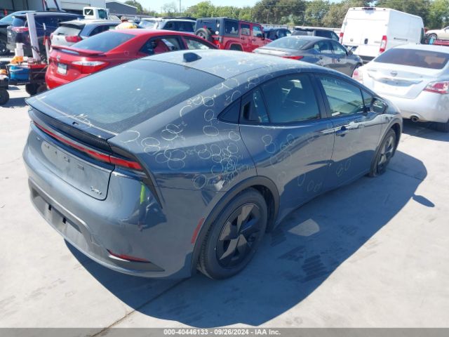 JTDACAAU9R3027468 Toyota Prius Le