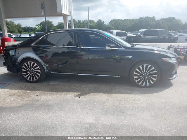 1LN6L9AP0H5627826 Lincoln Continental Black Label