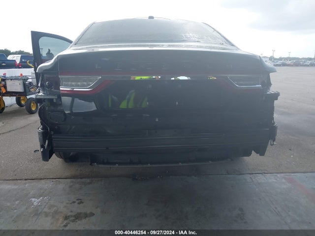 1LN6L9AP0H5627826 Lincoln Continental Black Label