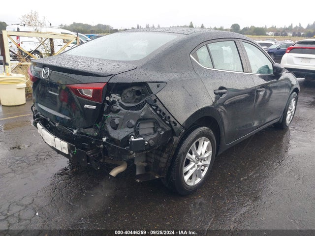 JM1BM1U75G1282795 Mazda Mazda3 I Sport