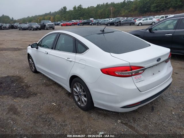 3FA6P0H75HR318219 Ford FUSION SE