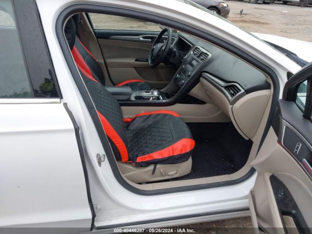 3FA6P0H75HR318219 Ford FUSION SE