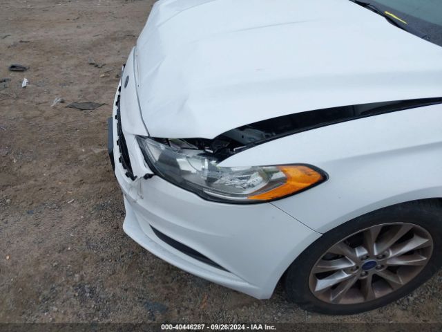 3FA6P0H75HR318219 Ford FUSION SE