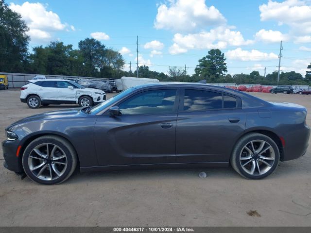 2C3CDXHG2FH721814 Dodge Charger Sxt