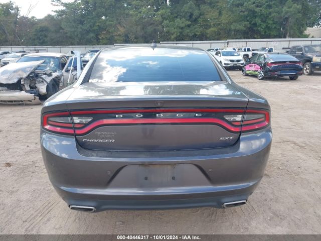 2C3CDXHG2FH721814 Dodge Charger Sxt