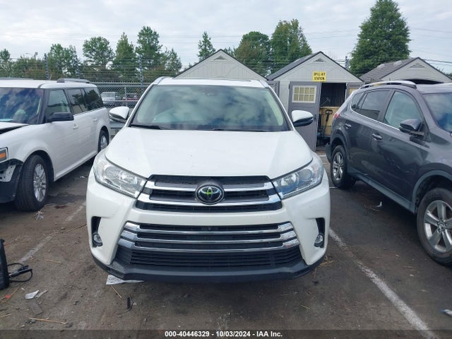 Toyota Highlander Limited Platinum 2019 5TDDZRFH4KS998064 Image 13