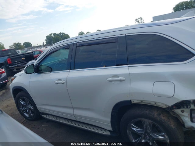 Toyota Highlander Limited Platinum 2019 5TDDZRFH4KS998064 Image 15