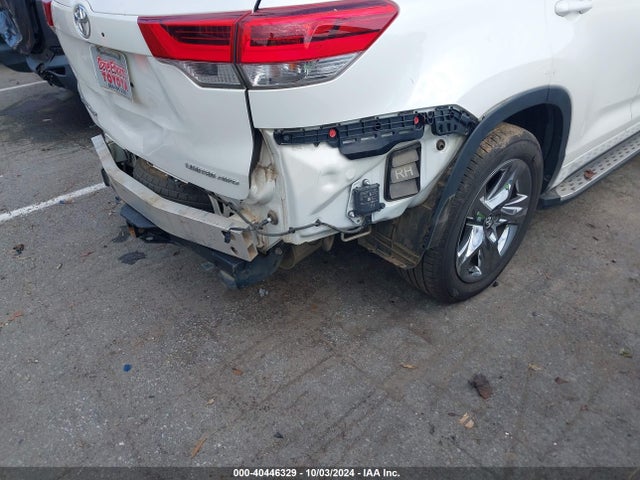 Toyota Highlander Limited Platinum 2019 5TDDZRFH4KS998064 Image 19
