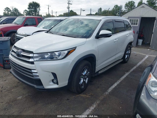 Toyota Highlander Limited Platinum 2019 5TDDZRFH4KS998064 Image 2