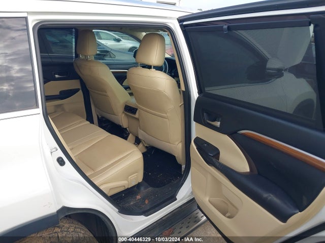 Toyota Highlander Limited Platinum 2019 5TDDZRFH4KS998064 Image 8