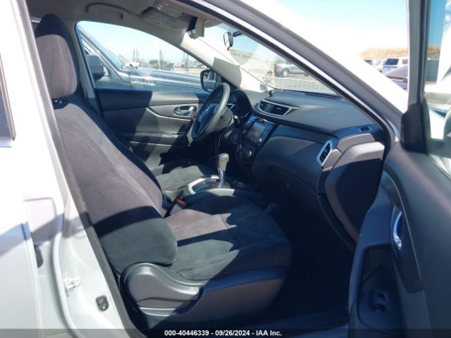 5N1AT2MN2GC888140 Nissan ROGUE SV
