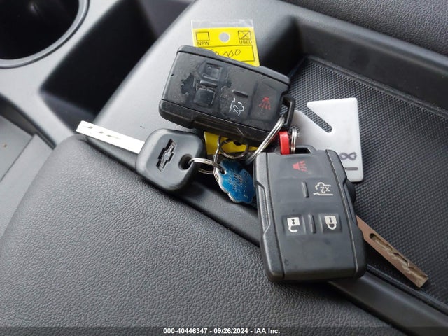 40446347 :رقم المزاد ، 1GNLCDEC2JR202356 vin ، 2018 Chevrolet Tahoe Commercial Fleet مزاد بيع