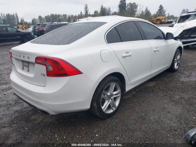 YV1612FS5E2278104 Volvo S60 T5