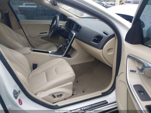 YV1612FS5E2278104 Volvo S60 T5