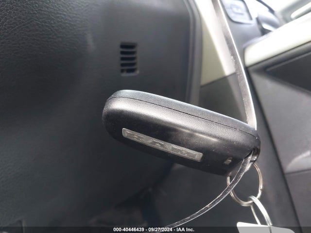 1C6RR7UT9GS158997 RAM 1500 Sport