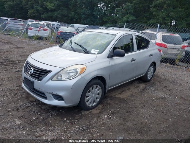 Nissan Versa 1.6 S 2014 3N1CN7AP3EL867702 Image 2