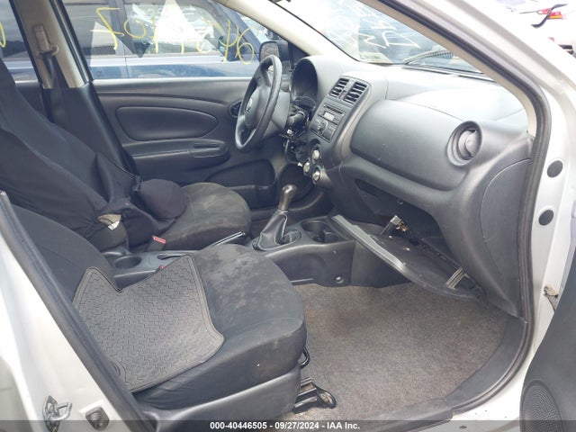 Nissan Versa 1.6 S 2014 3N1CN7AP3EL867702 Image 5