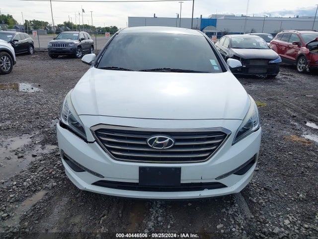 Hyundai Sonata Limited 2015 5NPE34AF9FH018127 Image 12