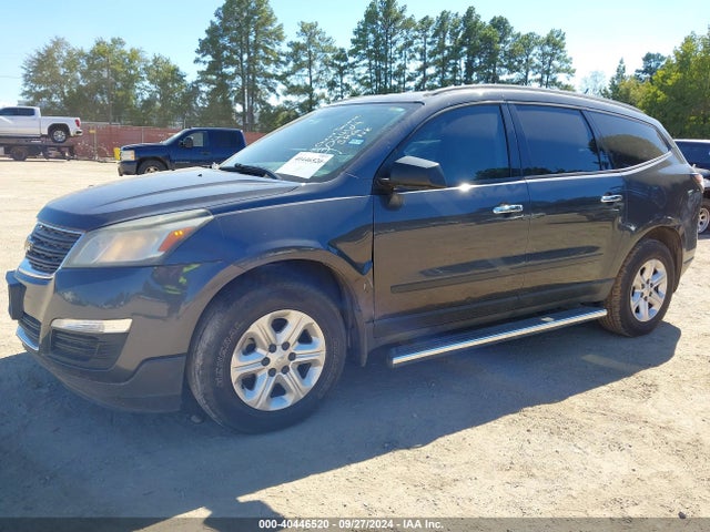 Chevrolet Traverse Ls 2014 1GNKRFED7EJ304464 Image 2