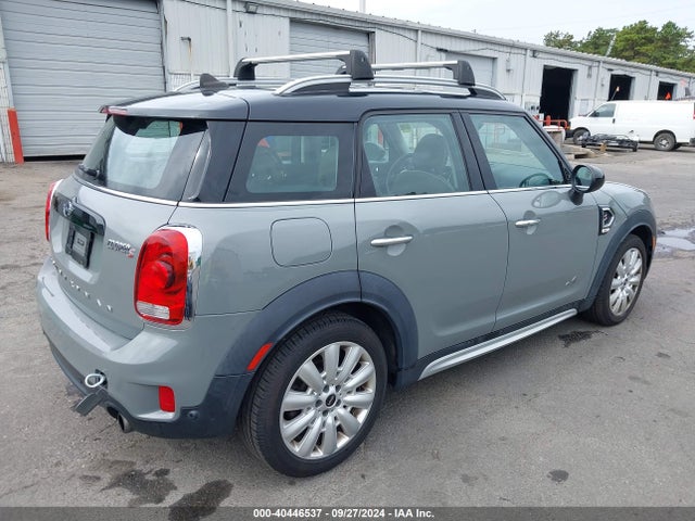 2018 MINI COUNTRYMAN WMZYT5C36J3E59470 Photo 3