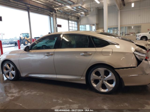 1HGCV2F97JA045255 Honda Accord Touring 2.0t