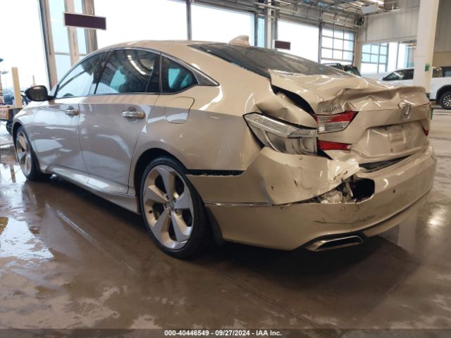 1HGCV2F97JA045255 Honda Accord Touring 2.0t