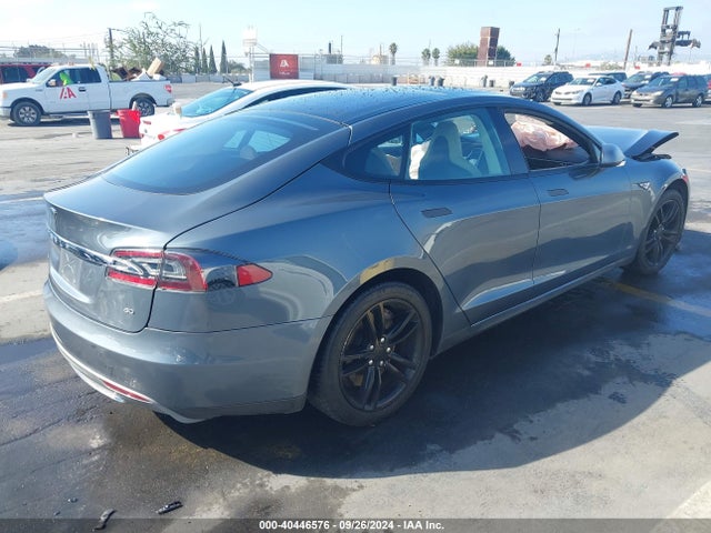 2013 TESLA MODEL S 5YJSA1AG1DFP12628 Photo 3