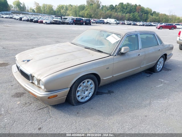 1998 JAGUAR XJ8 SAJHX6242WC827590 Photo 1