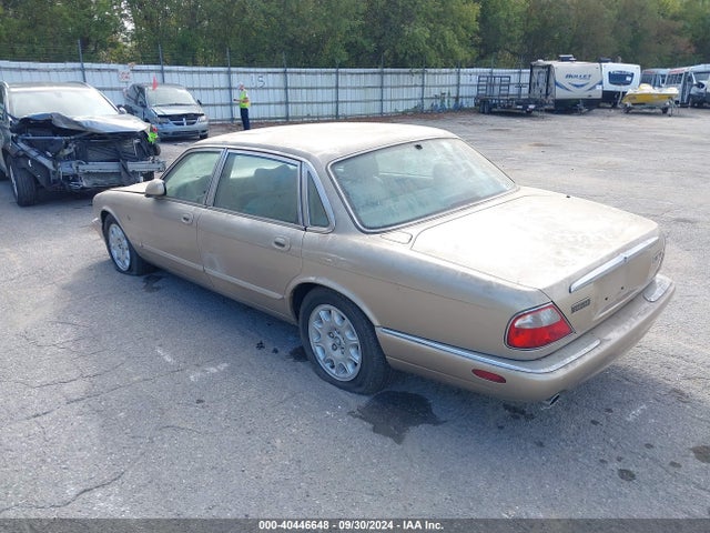 1998 JAGUAR XJ8 SAJHX6242WC827590 Photo 2
