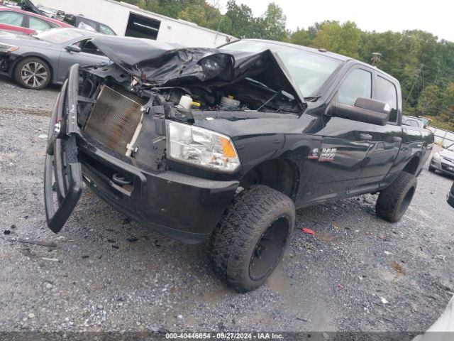 3C6UR5CL4JG399252 RAM 2500 Tradesman  4x4 6'4 Box