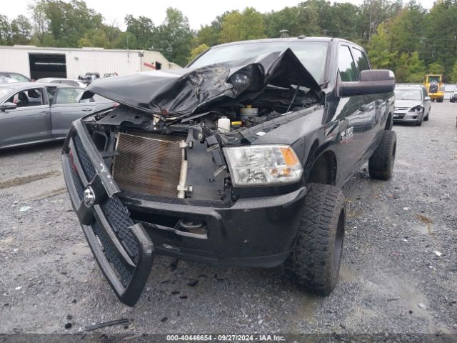 3C6UR5CL4JG399252 RAM 2500 Tradesman  4x4 6'4 Box