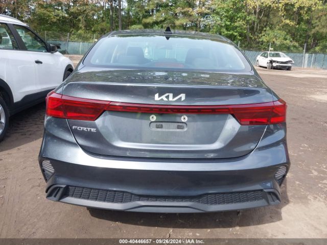 3KPF24AD7NE478587 KIA Forte Lxs