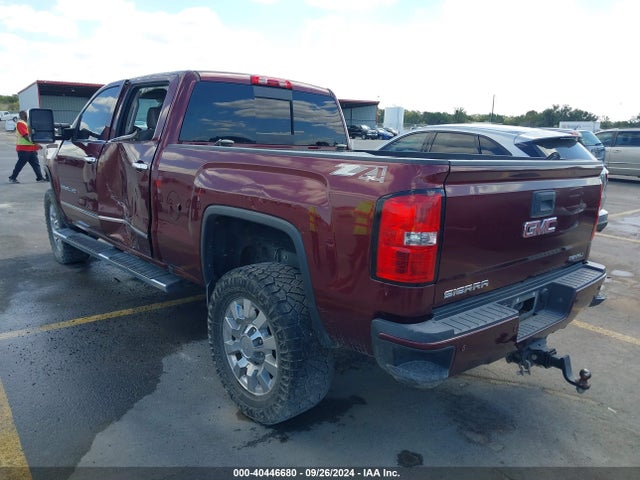 1GT12UE81GF264968 GMC Sierra 2500hd Denali