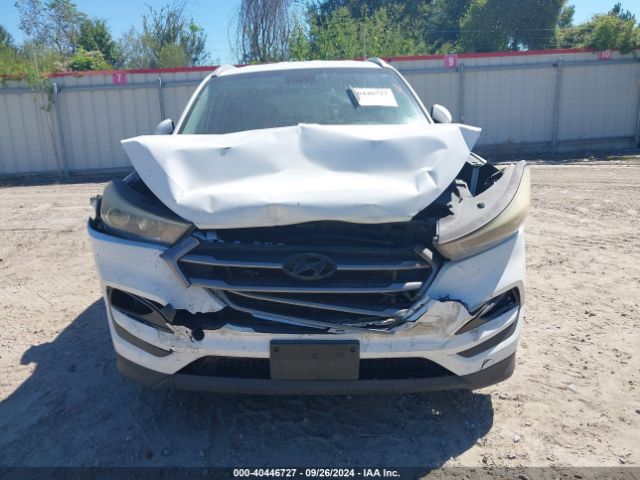 KM8J33A49GU069525 Hyundai TUCSON SE