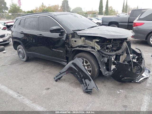 Jeep Compass Latitude Lux 4x4 2022 3C4NJDFB9NT205720 Image 14