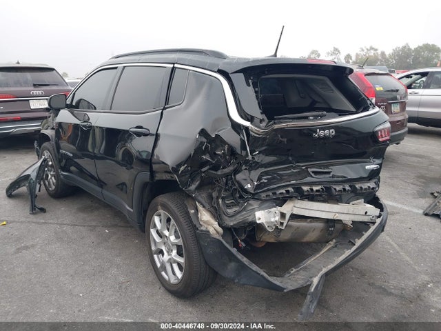 Jeep Compass Latitude Lux 4x4 2022 3C4NJDFB9NT205720 Image 3