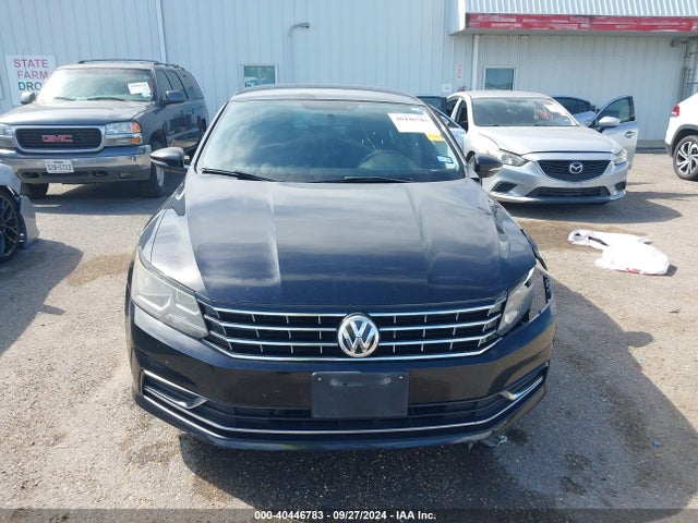 1VWAT7A32HC067199 Volkswagen Passat 1.8t S