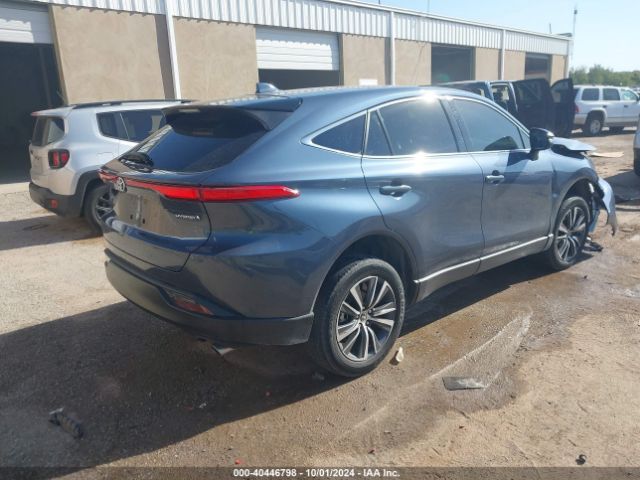 JTEAAAAH5NJ092649 Toyota VENZA LE
