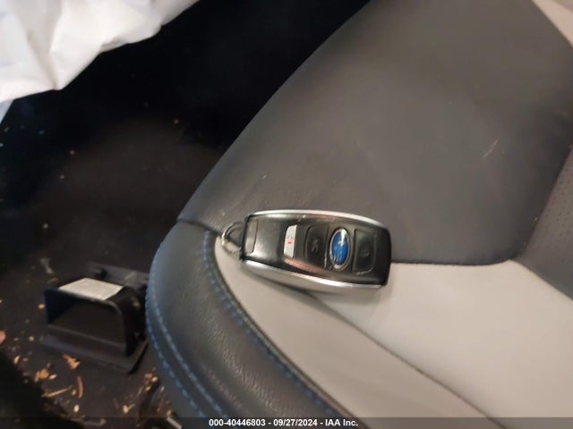 Subaru CROSSTREK HYBRID 2019 JF2GTDNC4KH367862 Image 11