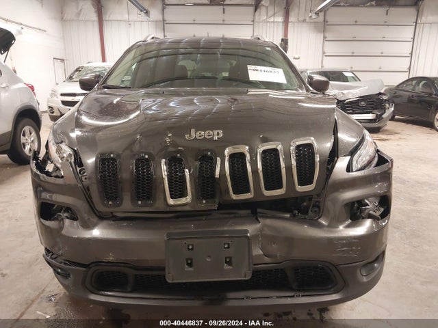 1C4PJMCS3HW544078 Jeep Cherokee Latitude 4x4