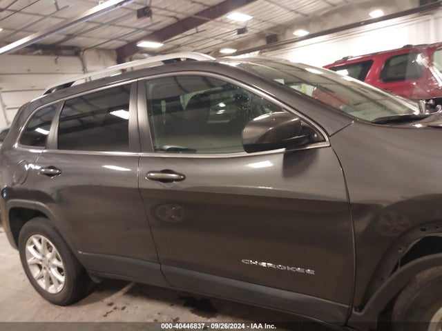 1C4PJMCS3HW544078 Jeep Cherokee Latitude 4x4