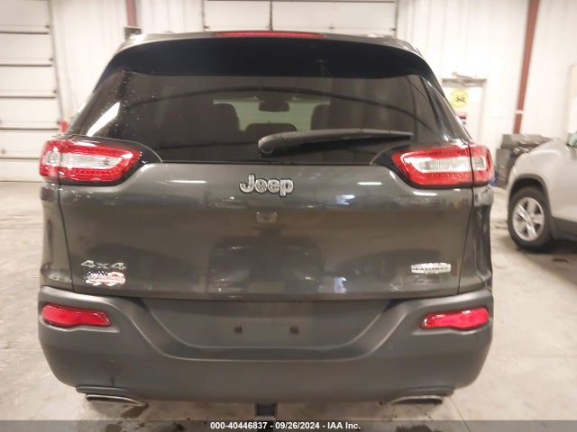 1C4PJMCS3HW544078 Jeep Cherokee Latitude 4x4